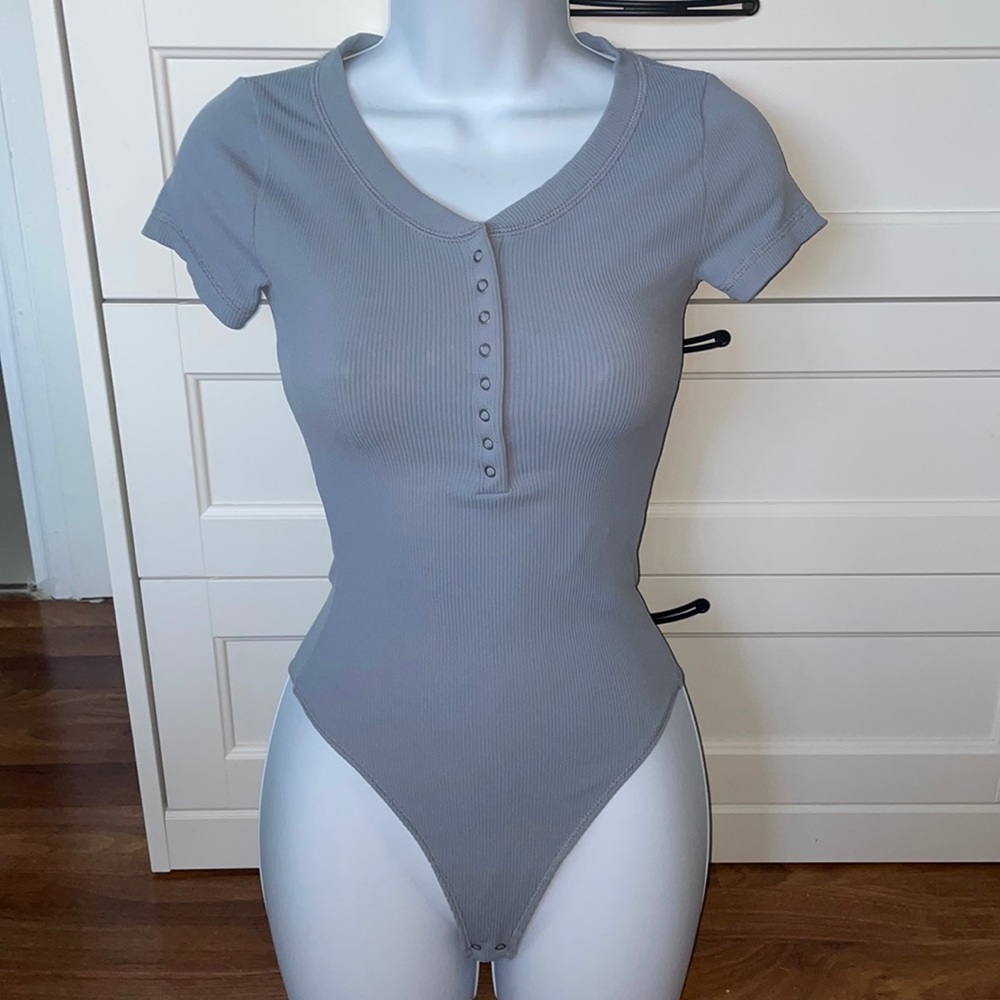 Abercrombie & Fitch bodysuit